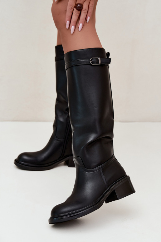 botas altas de mujer con tacón bajo y hebillas en color negro Orlisa