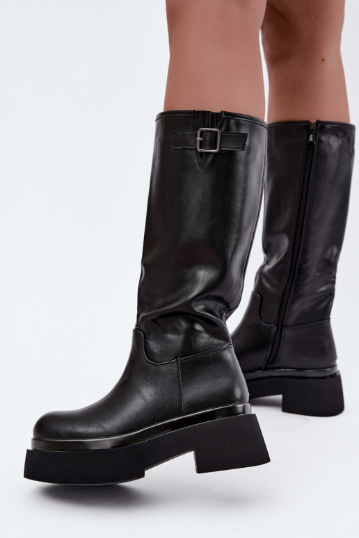 botas altas de mujer con plataforma y hebillas en color negro Fenley