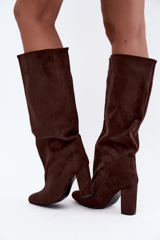 botas altas sin cordones con tacones en color chocolate Emeline