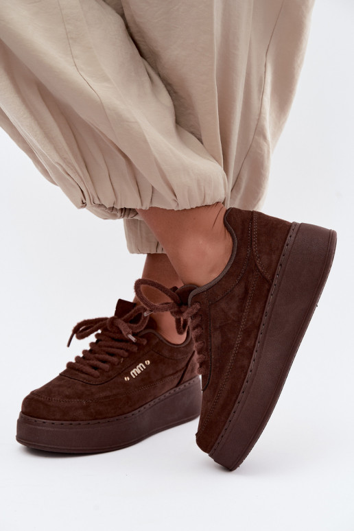 Zapatillas de ante con plataforma en chocolate Teysa