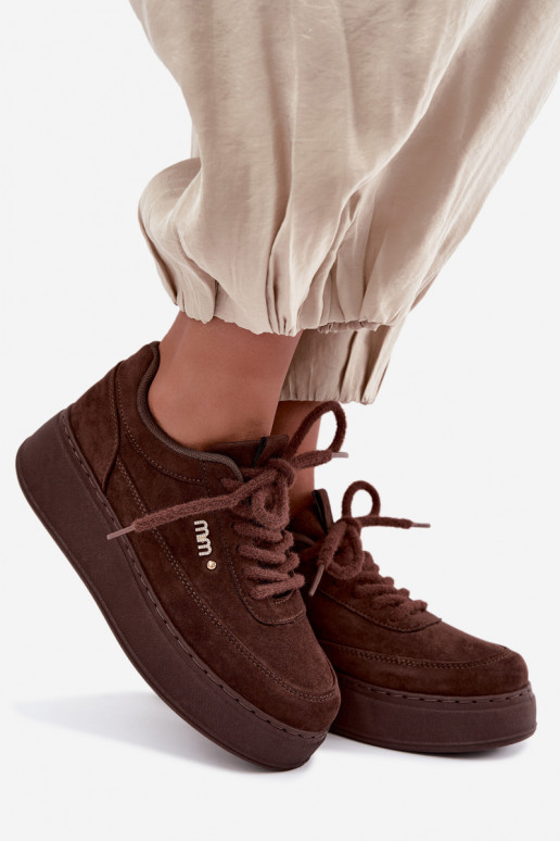 Zapatillas de ante con plataforma en chocolate Teysa