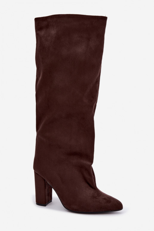 Botines con tacón en chocolate Adoria