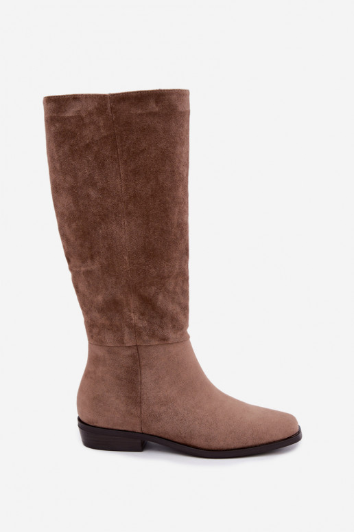 Botas altas para mujer con tacón bajo en color arena Feretta