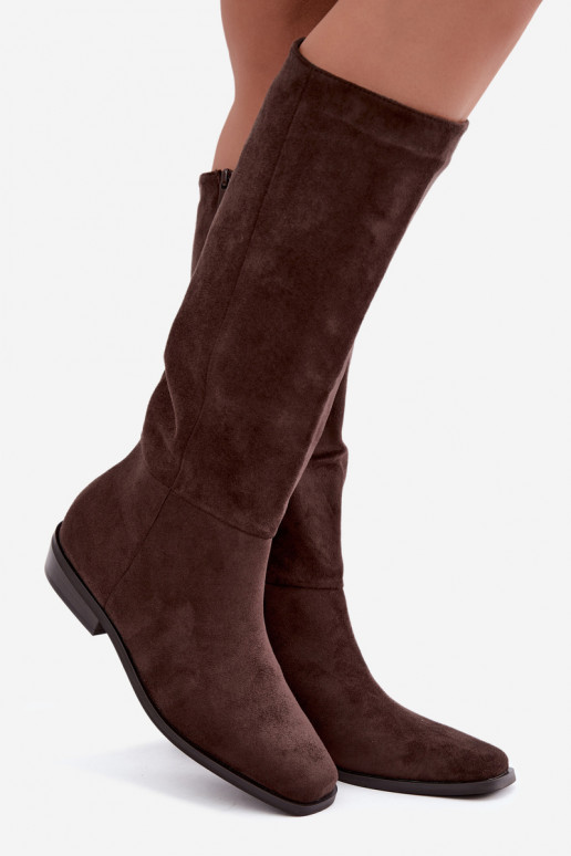 Botas altas para mujer con tacón bajo en chocolate Feretta