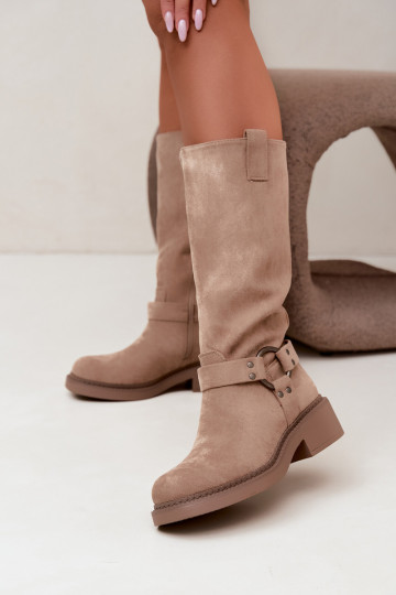 Botas altas de mujer con detalles decorativos en color arena Morla 2