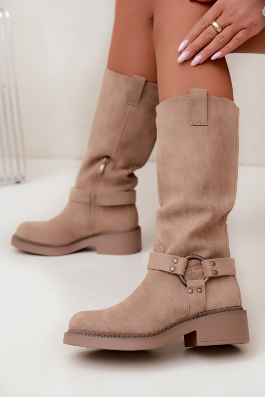 Botas altas de mujer con detalles decorativos en color arena Morla