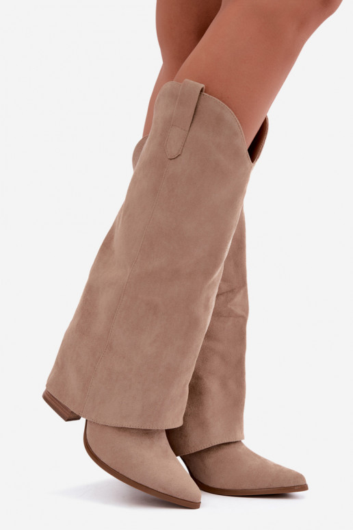 Botas altas de mujer estilo cowboy con tacón en color arena Kalena