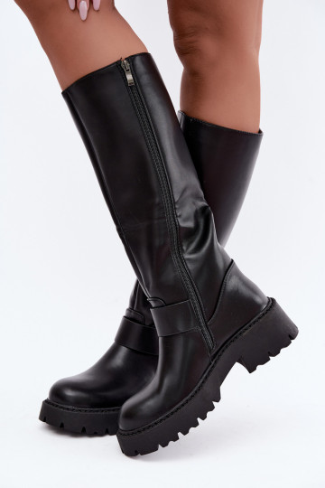 Botas altas de mujer aisladas con hebillas en negro Glena