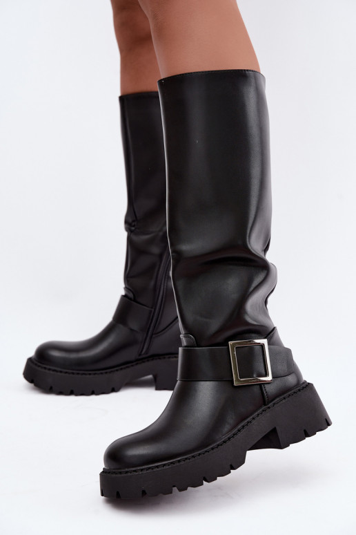Botas altas de mujer aisladas con hebillas en negro Glena