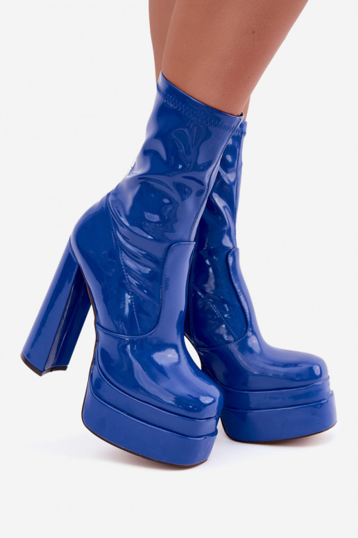 Botines de charol con plataforma en azul oscuro Lotisha