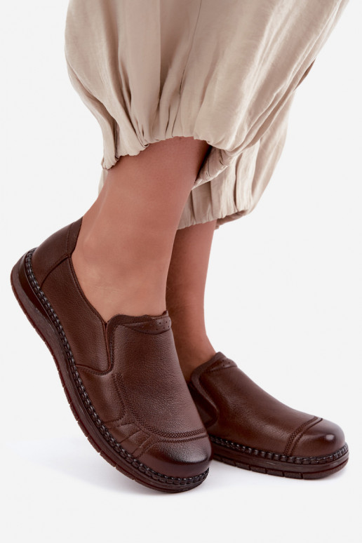 Zapatos de mujer de cuero slip-on Vinceza 107241 color marrón