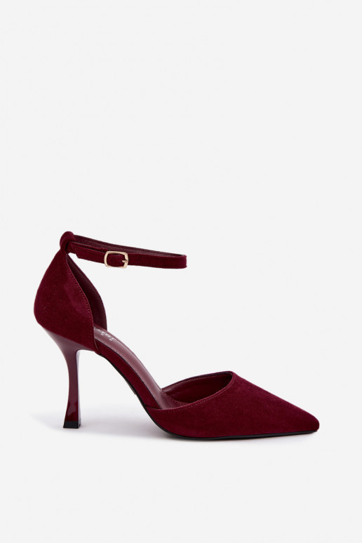 Zapatos de ante sintético con correas en color burdeos Ladessa