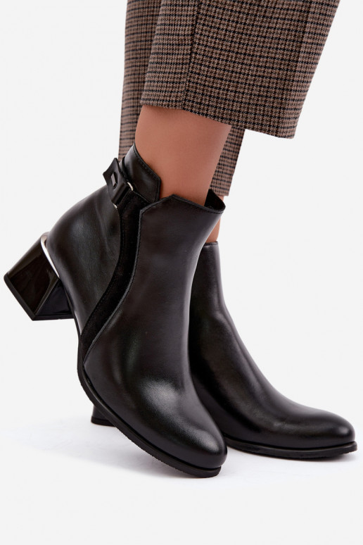 Botines de mujer de cuero sintético con tacones aislados Zazoo 60563 en color negro