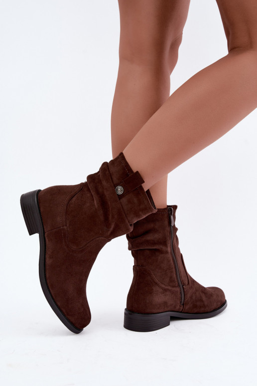 Botines aislados con volantes y tacones anchos S.Barski HY62-8102 en color chocolate