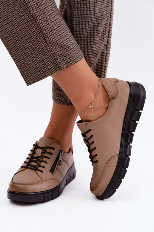 Zapatos de cuero sintético Vinceza 13130 en color arena