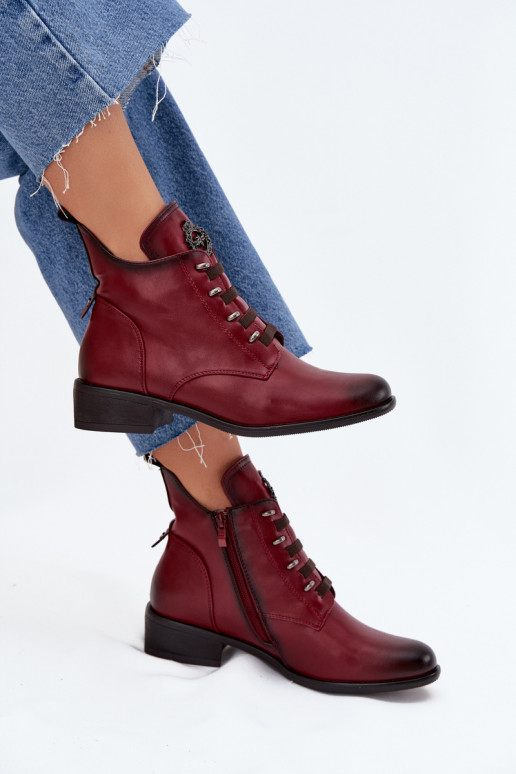 Botines bajos cálidos con adornos en burdeos Nevalia