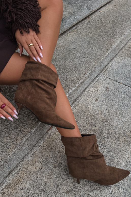 Botines chaki sin cordones con tacones Loralia