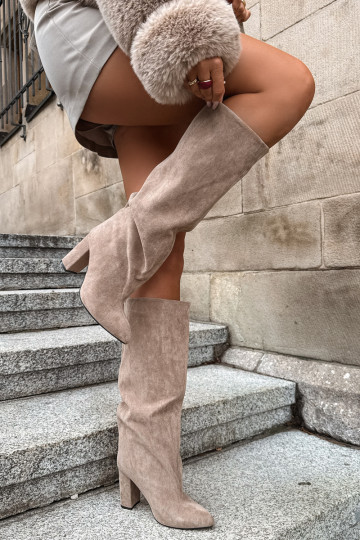 botas altas sin cordones con tacones en color arena Emeline 2