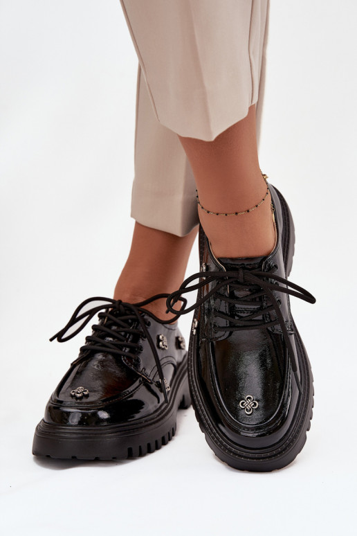 Zapatos de mujer de charol con hebillas en negro Artiker 57C0333