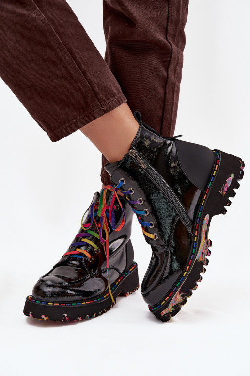 Botines de mujer de cuero con efecto charol en negro Artiker 57C0064