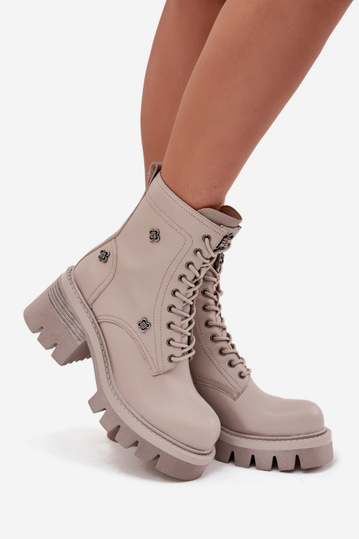 Botines de trabajo de cuero para mujer con hebillas en color arena Artiker 57C0181