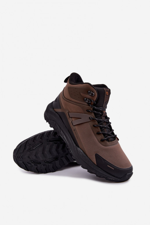 Botas de senderismo aisladas para hombres impermeables en marrón Koby