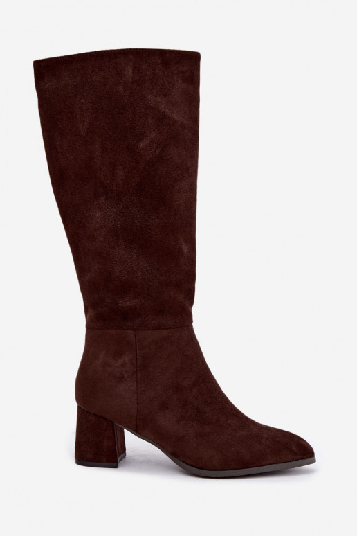 Botas de mujer aisladas hasta la rodilla con tacón en chocolate Raleya