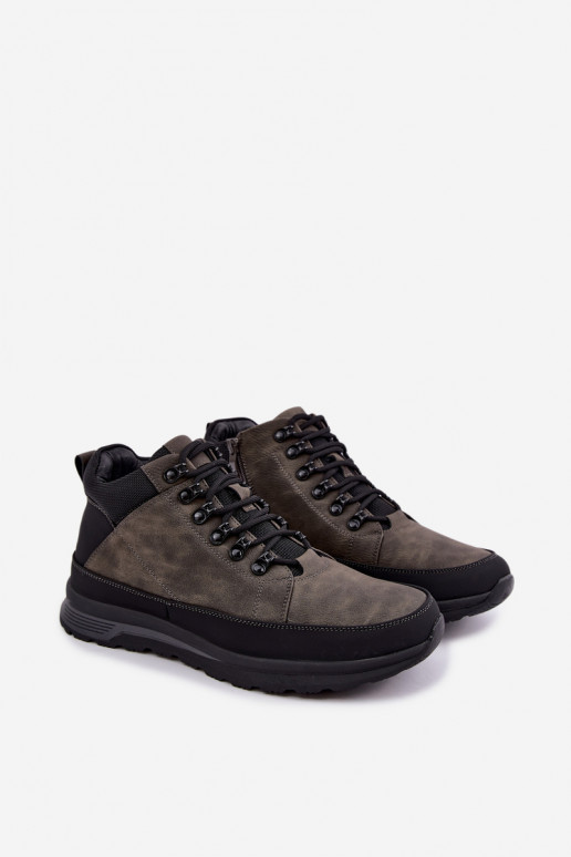 Botas de senderismo aisladas para hombres en gris Nivelle