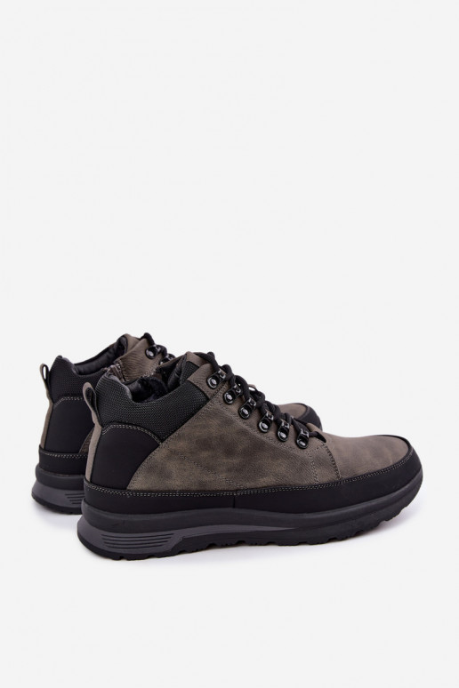 Botas de senderismo aisladas para hombres en gris Nivelle