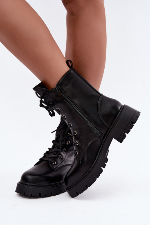 Botines de mujer acolchados con adornos en la lengüeta en color negro Falira