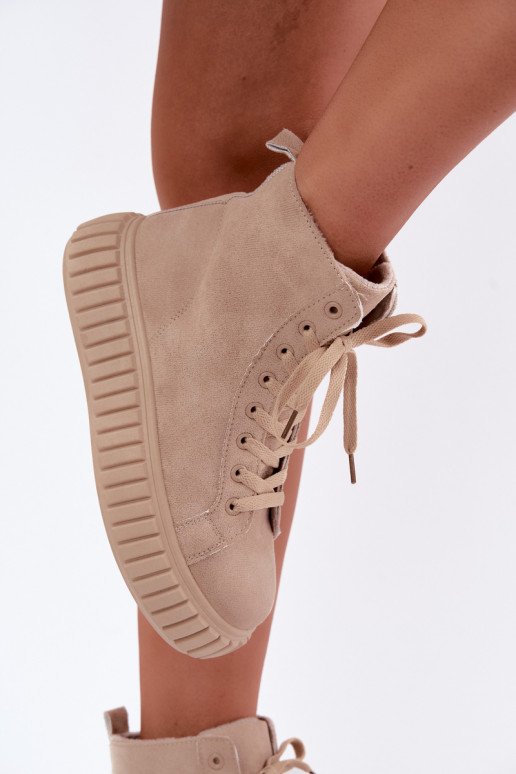 Zapatos casuales acolchados de ante sintético con plataforma en color arena Isaria