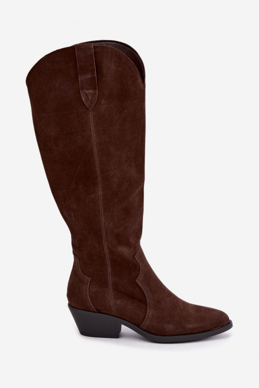 Botas largas de estilo cowboy de ante sintético en color marrón Medira