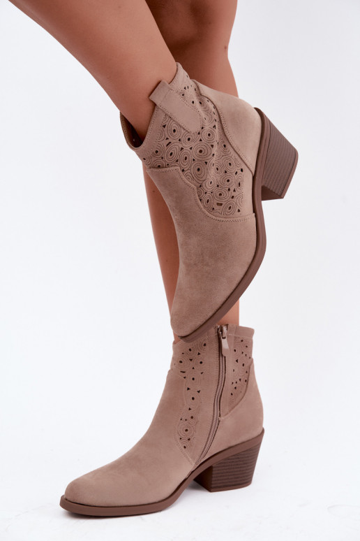 Botines de estilo cowboy en color arena con tacones S.Barski HY62-8147