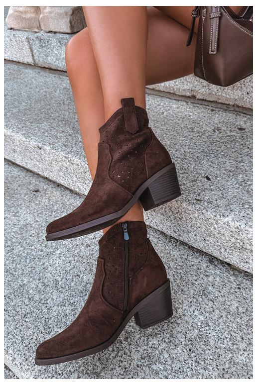 Botines calados estilo cowboy con tacones S.Barski HY62-8147 chocolate