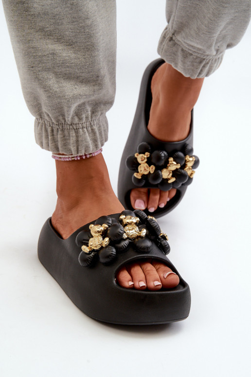 Zapatillas ligeras de mujer con bonitos detalles en suela gruesa en negro Bremavia