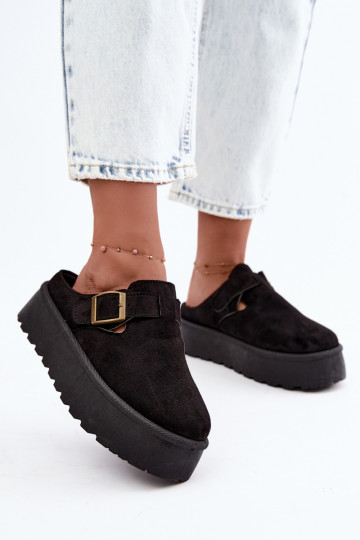 Zapatillas negras de mujer con plataforma y hebillas Cressa 2