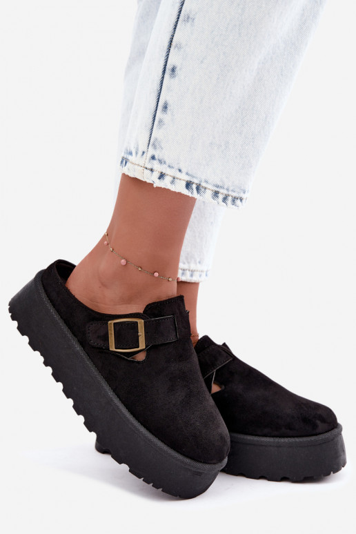 Zapatillas negras de mujer con plataforma y hebillas Cressa