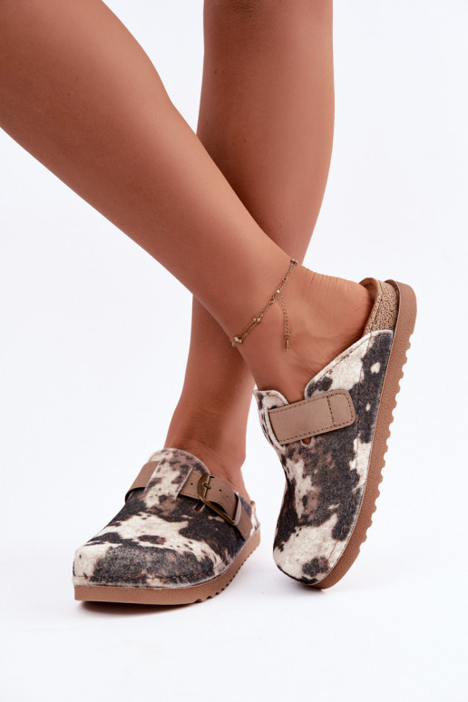 Zuecos marrones de mujer con hebillas Inblu DJ000016