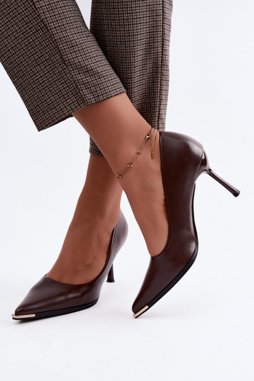 Zapatos de tacón de cuero sintético CzekoladoĮe INarelia