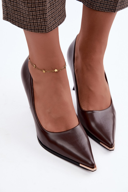 Zapatos de tacón de cuero sintético CzekoladoĮe INarelia