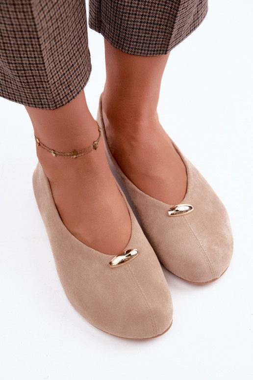 Bailarinas color arena para mujer con detalles dorados Serela