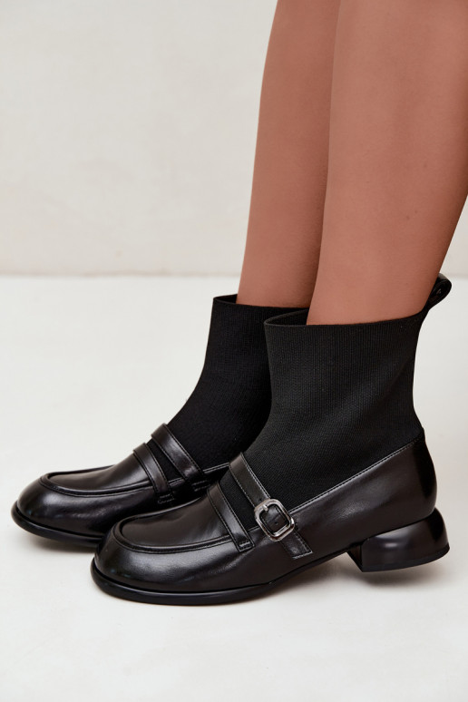 Botines con caña tipo calcetín en negro