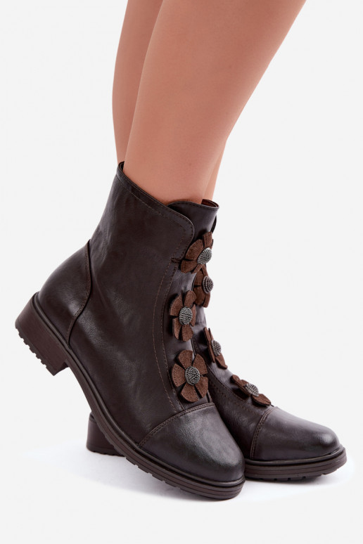 Botines de mujer con tacones anchos y motivos florales en chocolate