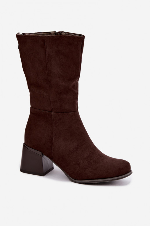 Botas largas aisladas de ante sintético Klocke en color chocolate