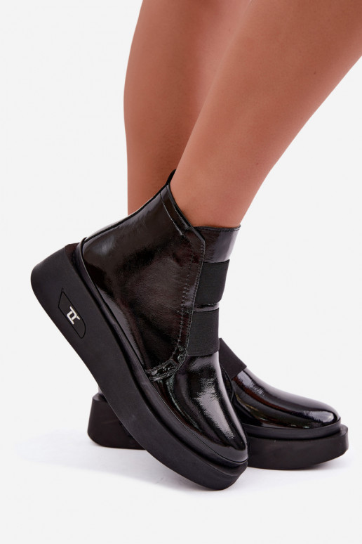 Botines de cuero negros acolchados con plataforma y efecto charol Artiker 55C0820