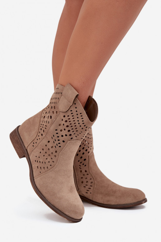 Botines de mujer con calados y tacones anchos en color arena Amisna