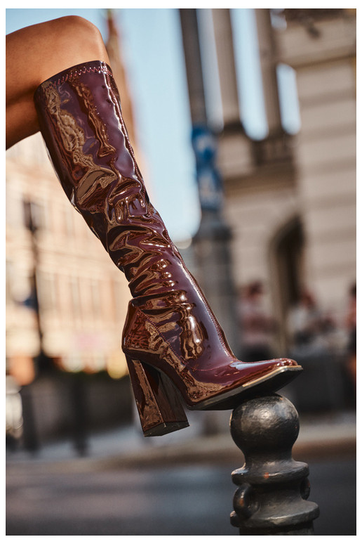 Botas de tacón burdeos altas Mlokva