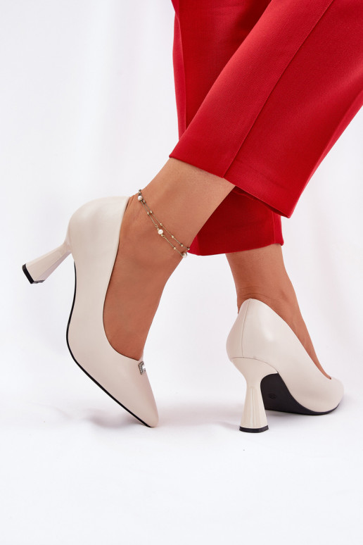 Zapatos de estilo elegante con tacón acampanado Vinceza 62222 color arena