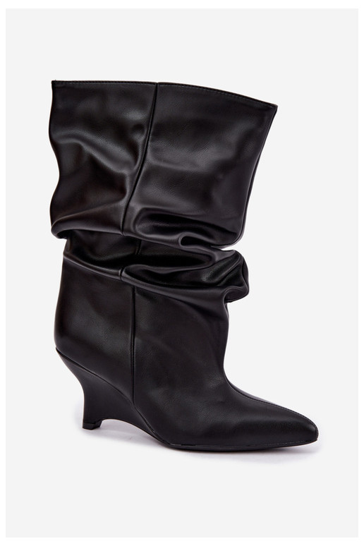 Botines slouchy con plataforma en negro Ilyna
