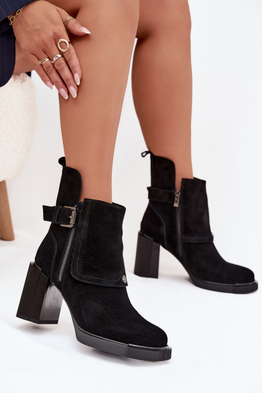 Botines negros de ante sintético con tacones y hebillas Vinceza 91152
